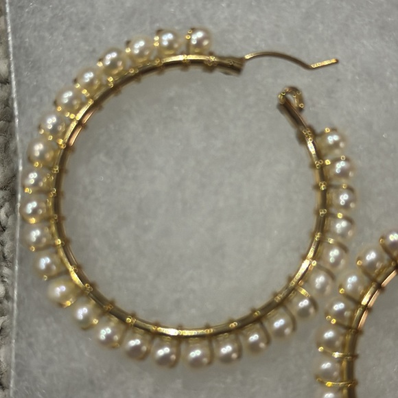 Pearl Hoop Earrings - Picture 6 of 6